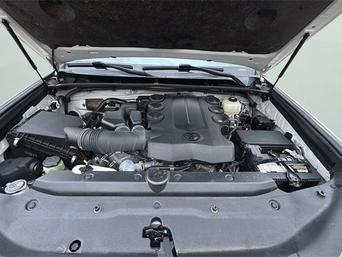 Used 2021 Toyota 4Runner Nightshade image 19