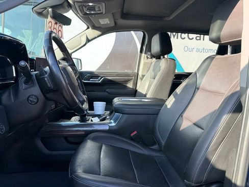 Used 2022 Chevrolet Silverado 1500 LTZ w/ LTZ Premium Package AWD/4WD image 8