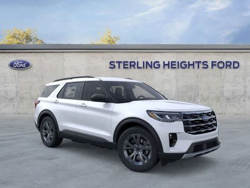 New 2026 Ford Explorer Active w/ Active Comfort Package AWD/4WD image 7
