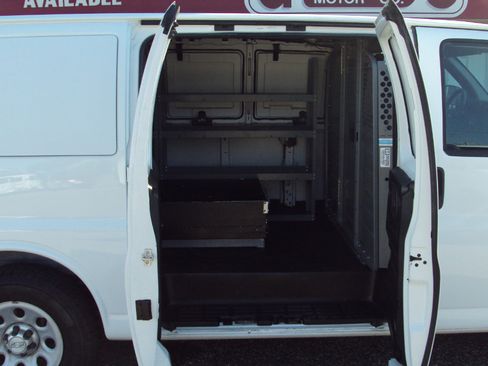 Used 2014 Chevrolet Express 1500 AWD image 16