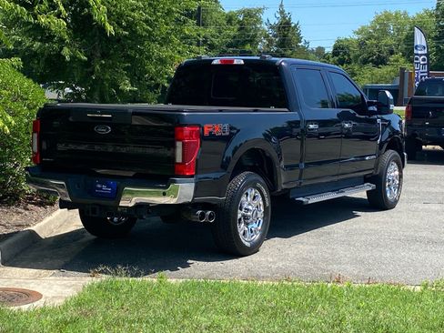 Certified 2020 Ford F250 Lariat w/ Lariat Ultimate Package AWD/4WD image 4
