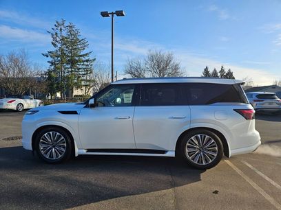 New 2026 INFINITI QX80 Luxe w/ Cargo Package