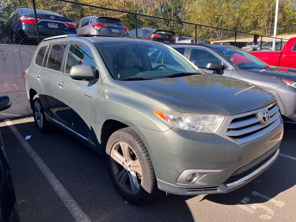 Used 2013 Toyota Highlander Limited AWD/4WD image 2