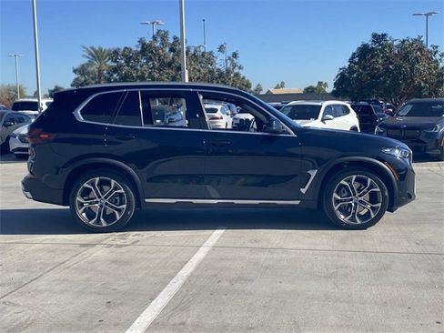 Certified 2024 BMW X5 xDrive40i w/ Premium Package image 6