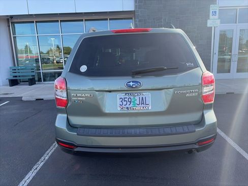 Used 2016 Subaru Forester 2.5i Premium image 5