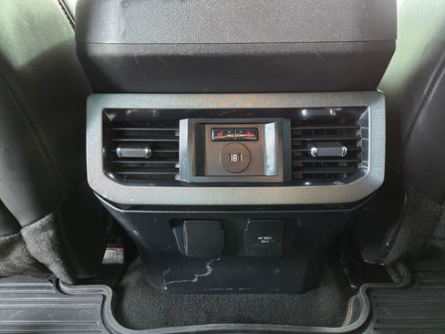 Used 2024 Ford F350 Platinum w/ Tremor Off-Road Package image 18