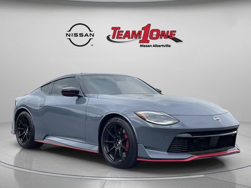 Used 2026 Nissan Z NISMO w/ Floor Mat Package RWD image 2