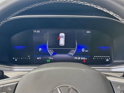 New 2026 Volkswagen Taos SE FWD image 12