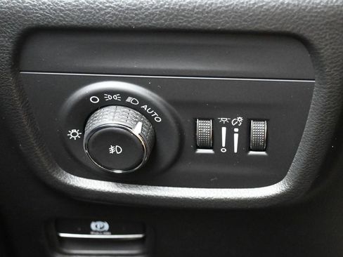 New 2026 Jeep Grand Cherokee L Limited AWD/4WD image 25