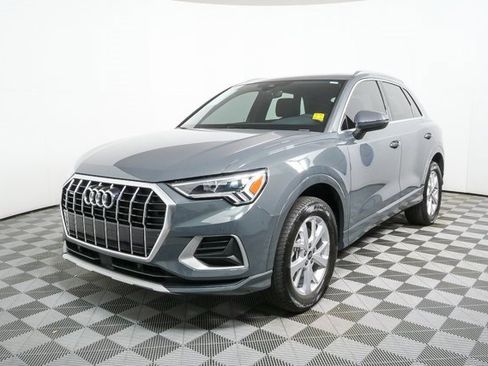 Used 2023 Audi Q3 2.0T Premium w/ Convenience Package image 31