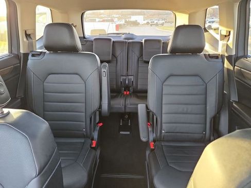 Used 2025 Volkswagen Atlas SEL image 27
