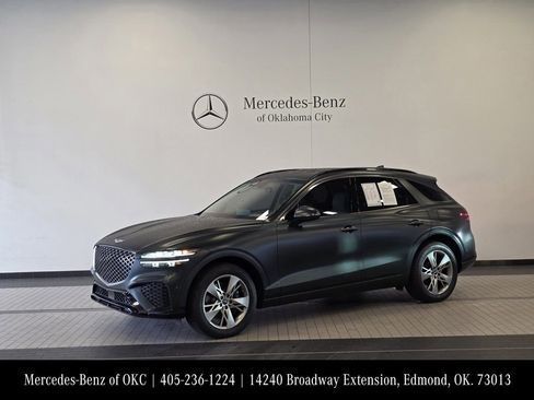 Used 2023 Genesis GV70 3.5T Sport w/ Sport Advanced Package AWD/4WD image 1