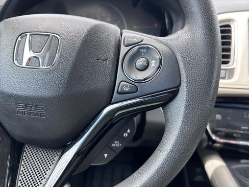 Used 2022 Honda HR-V EX image 14