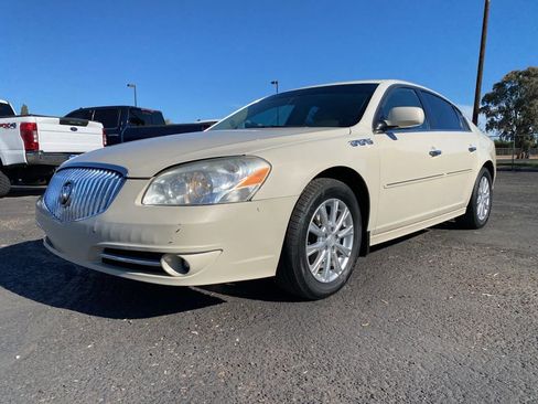 Used 2011 Buick Lucerne CX image 2