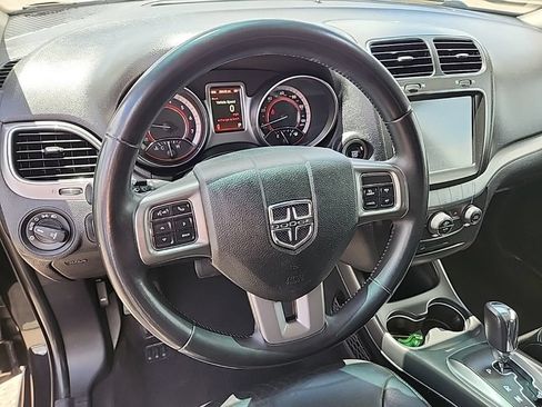 Used 2018 Dodge Journey Crossroad AWD/4WD image 9