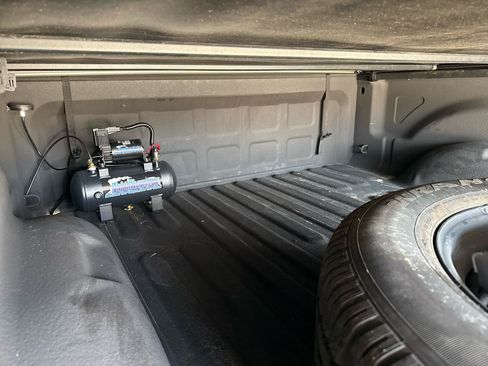 Used 2016 RAM 1500 Laramie Longhorn w/ Convenience Group AWD/4WD image 23