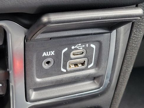 Used 2024 Jeep Wrangler High Altitude AWD/4WD image 14