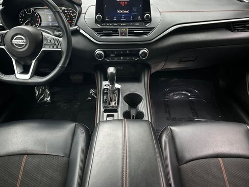 Used 2022 Nissan Altima 2.5 SR image 4
