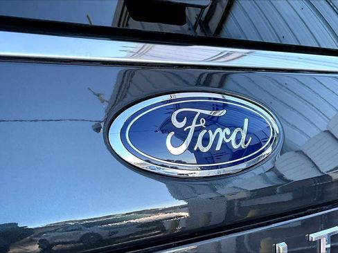 Used 2023 Ford Expedition Max Limited image 30