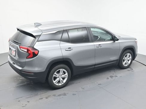 Certified 2024 GMC Terrain SLE image 5
