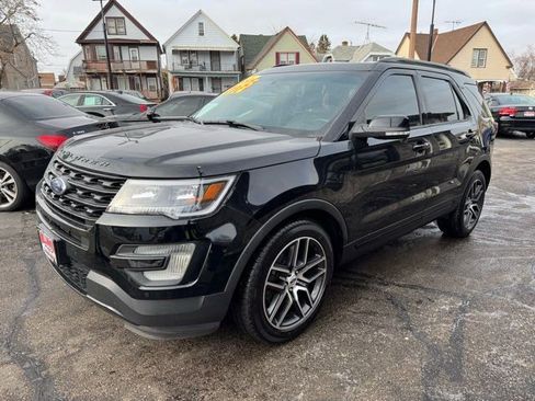 Used 2016 Ford Explorer Sport w/ Equipment Group 401A AWD/4WD image 3