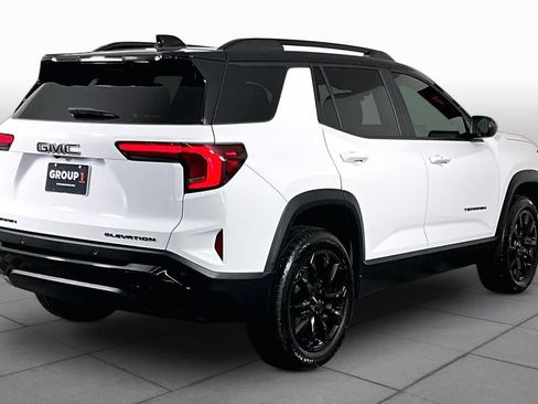 Used 2026 GMC Terrain Elevation w/ Black Edition FWD image 12