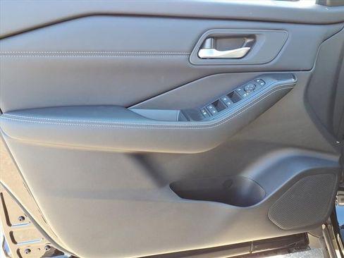 New 2026 Nissan Rogue Dark Armor image 10