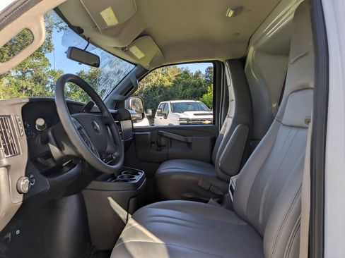 New 2025 Chevrolet Express 2500 Extended w/ Driver Convenience Package image 18