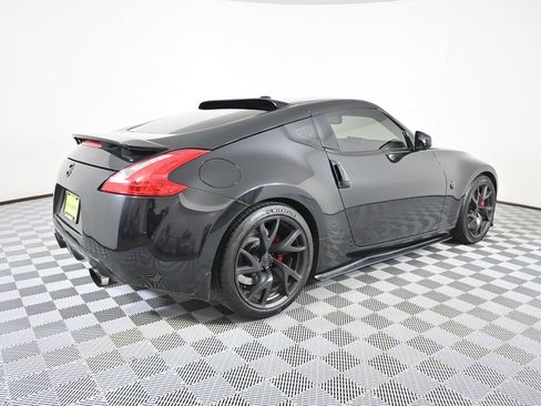 Used 2014 Nissan 370Z Touring w/ Sport Package RWD image 6