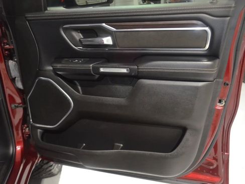 Used 2025 RAM 1500 Laramie AWD/4WD image 23