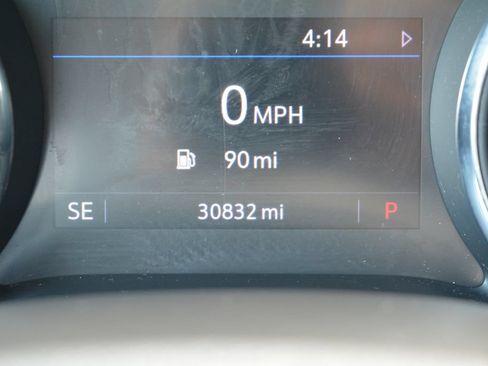 Used 2022 Buick Encore GX Preferred w/ Sport Touring Package FWD image 13