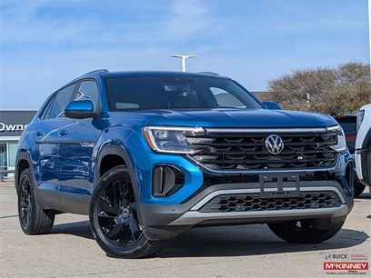 Used 2024 Volkswagen Atlas Cross Sport SE w/ Panoramic Sunroof Package