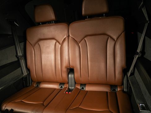 Used 2018 Audi Q7 2.0T Premium Plus w/ Premium Plus Package image 28