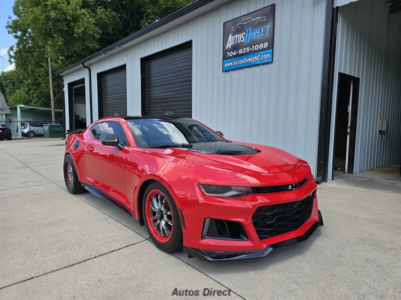 Used 2017 Chevrolet Camaro ZL1 RWD image 14