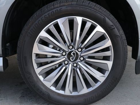Certified 2025 INFINITI QX80 Sensory AWD/4WD image 53