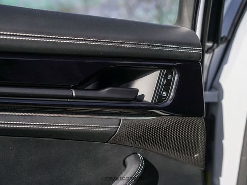 Used 2024 Porsche Panamera 4 w/ Premium Package image 33