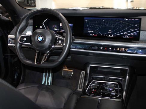 Certified 2023 BMW 740i image 19