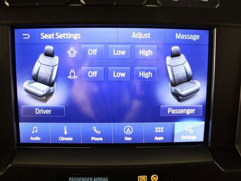 Used 2020 Ford F350 Platinum AWD/4WD image 28