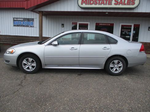 Used 2012 Chevrolet Impala LS FWD image 4