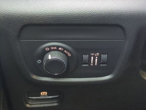 New 2025 Jeep Grand Cherokee L Altitude image 21