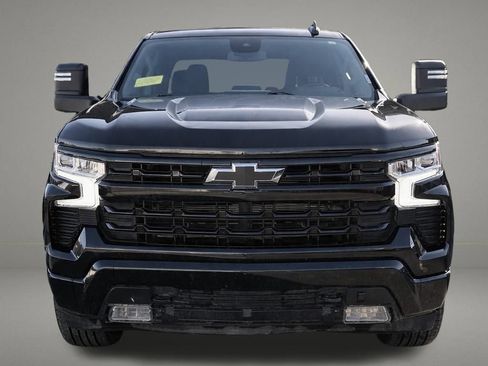 Used 2024 Chevrolet Silverado 1500 RST image 9