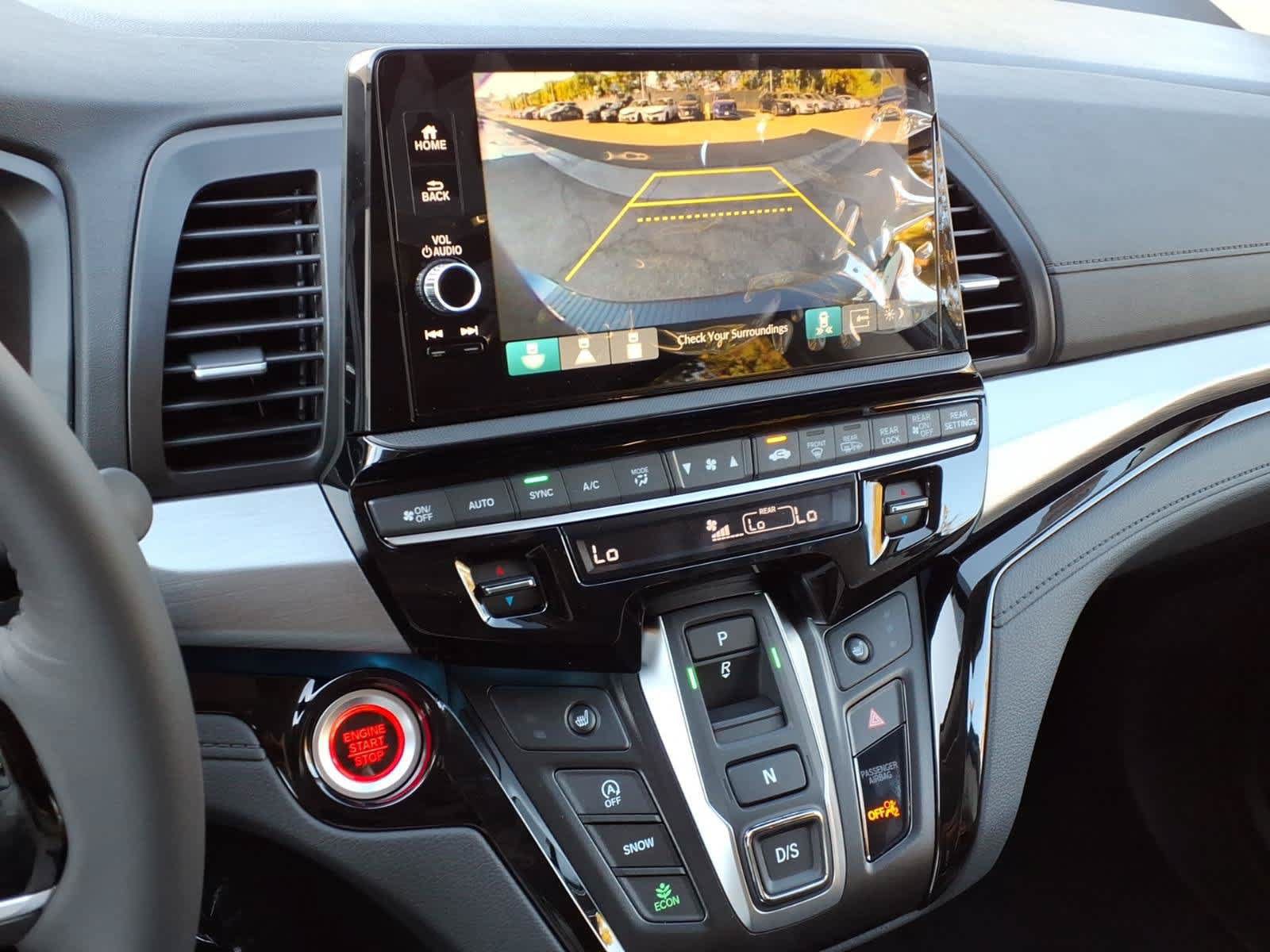 New 2027 Honda Odyssey Touring image 17