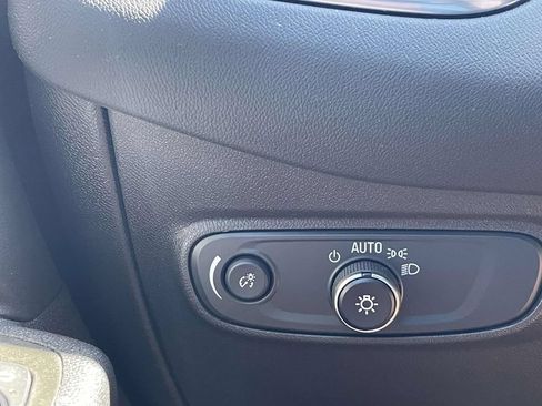 Certified 2024 Chevrolet Equinox LS FWD image 27