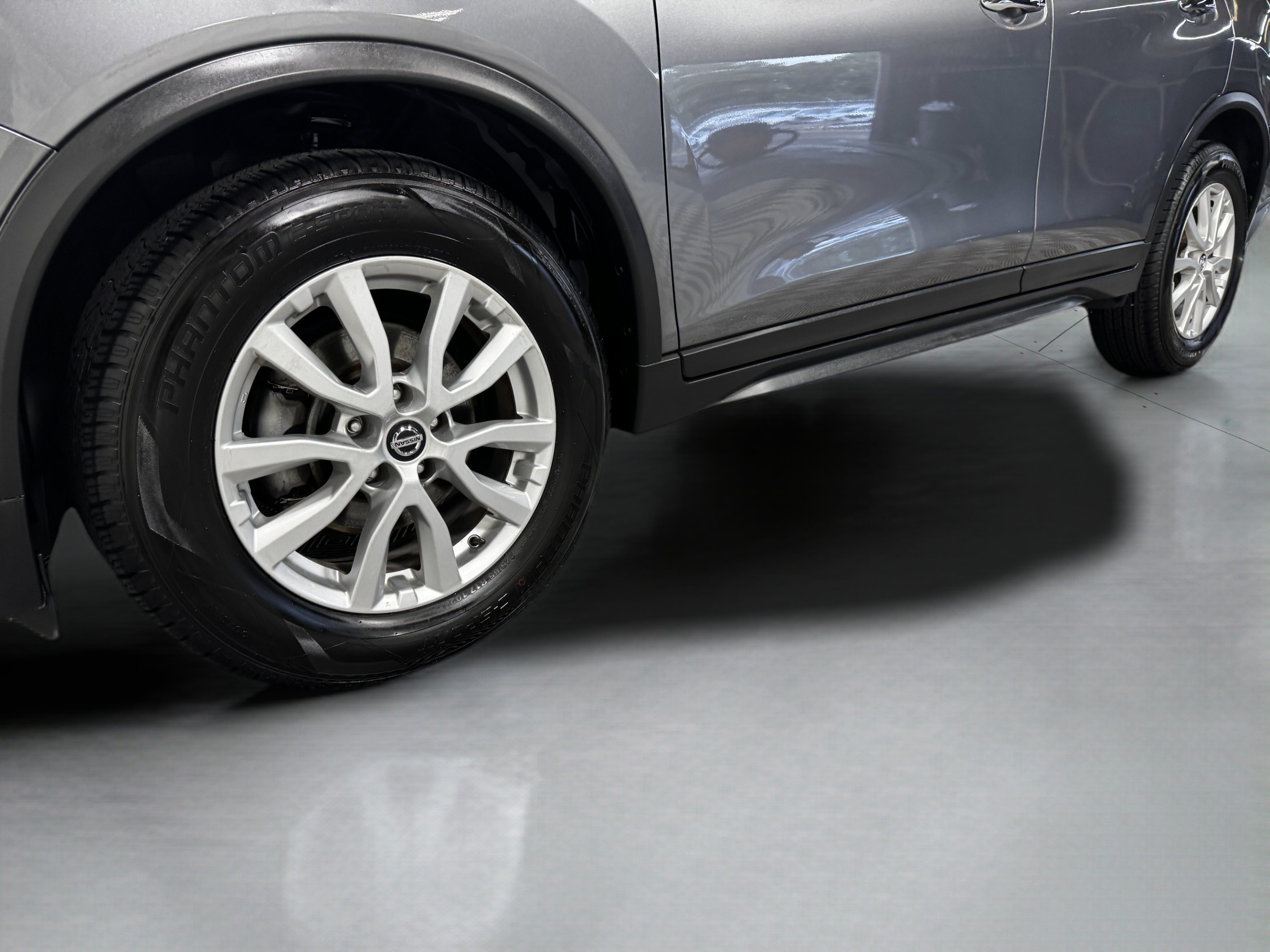 Used 2019 Nissan Rogue SV FWD image 45