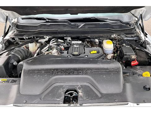 Used 2025 RAM 2500 Big Horn AWD/4WD image 30