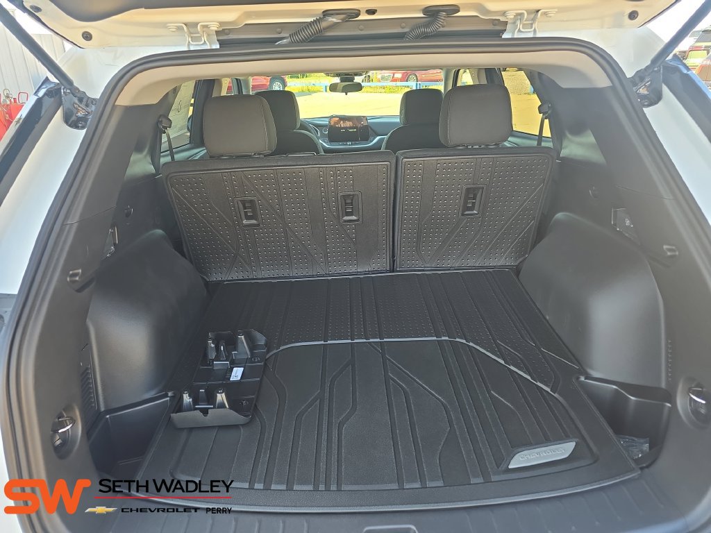 New 2026 Chevrolet Blazer LT w/ Midnight/Sport Edition FWD image 13