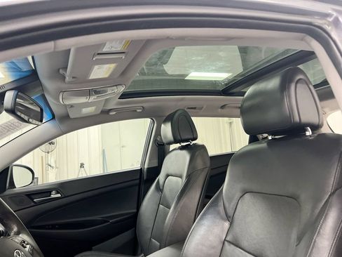 Used 2016 Hyundai Tucson Limited w/ Option Group 03 FWD image 20