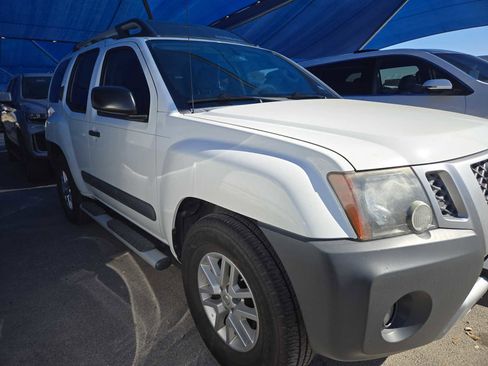 Used 2014 Nissan Xterra S w/ Value Package image 2