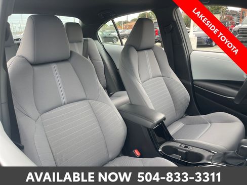 Certified 2025 Toyota Corolla SE FWD image 16