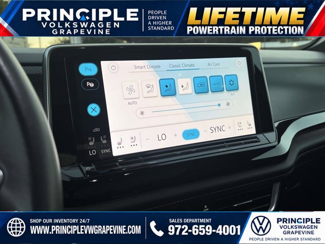 Used 2024 Volkswagen Atlas Cross Sport SEL Premium R-Line AWD/4WD image 21